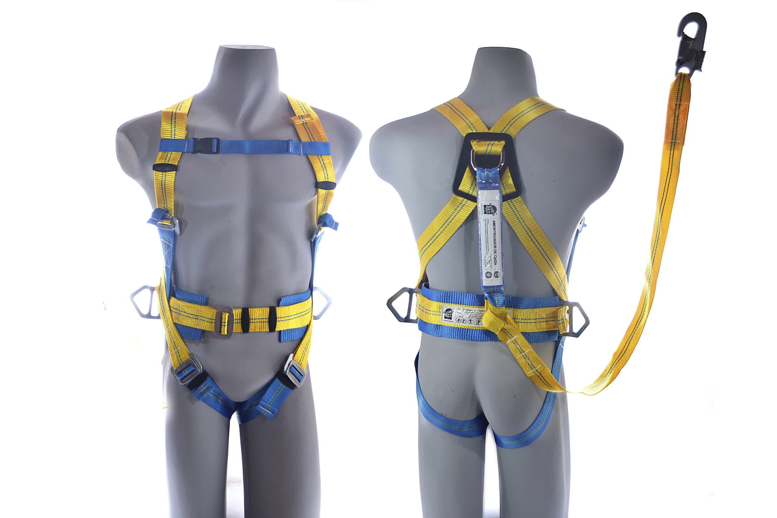 arnes-full-body-ccabo-1-mosq55mm-sky1040475